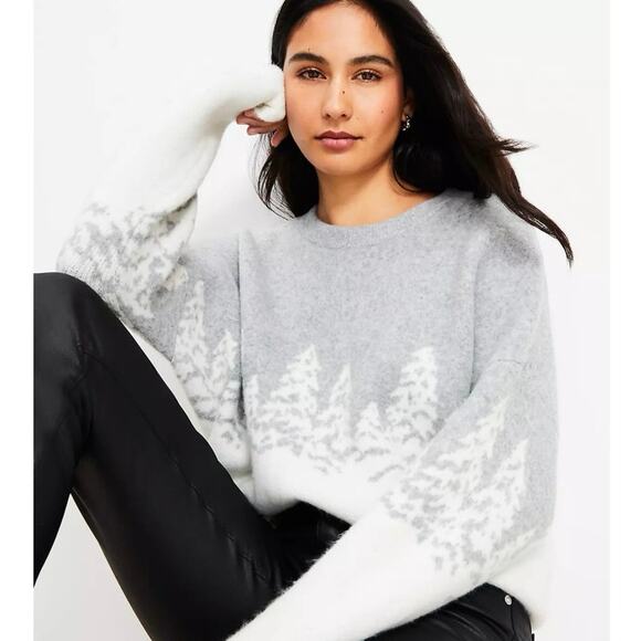 Loft White Gray Forest Print Crew Neck Sweater Wool Blend Small Cozy Holiday - Picture 1 of 11